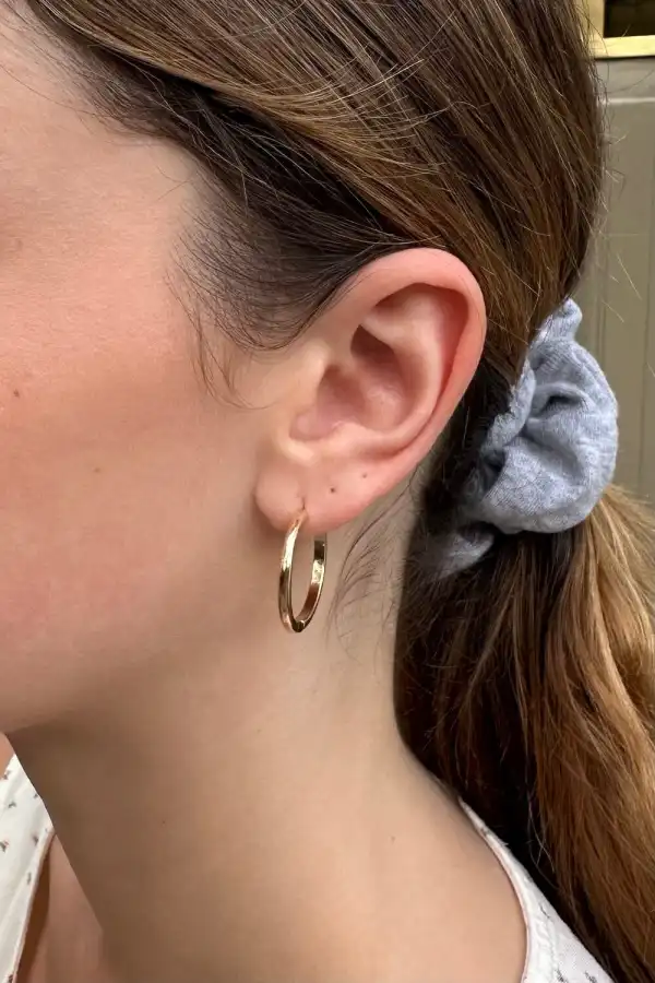 Smooth Gold Tone Hoop Earrings