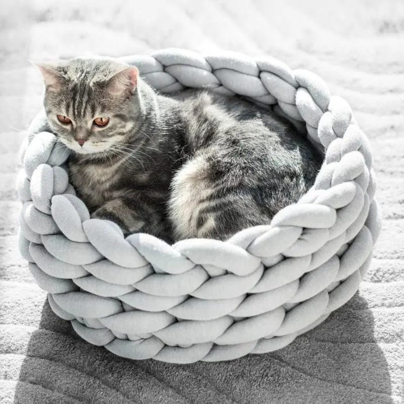 Luxurious Hand Pet Bed
