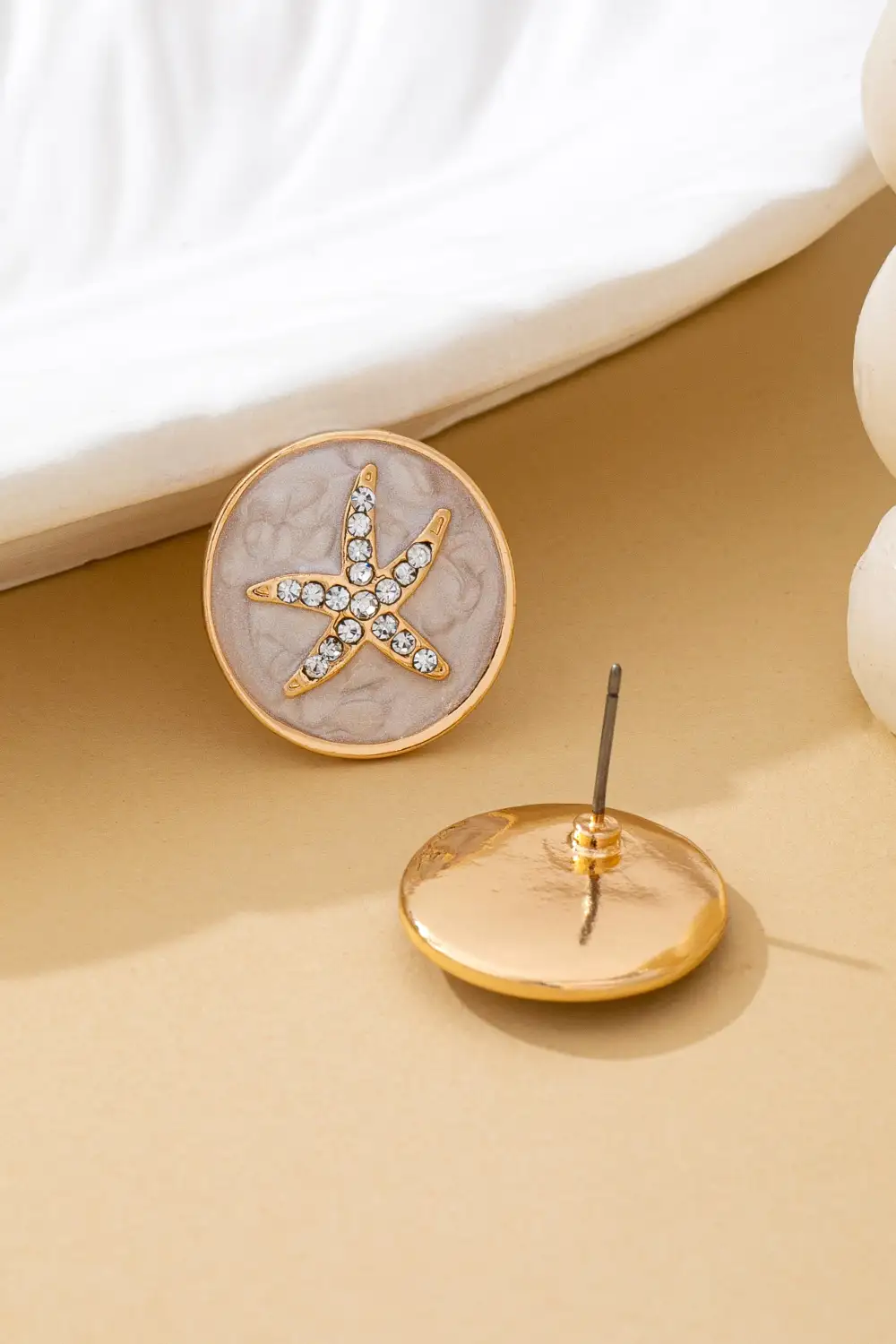 Starfish Medallion Stud arrings