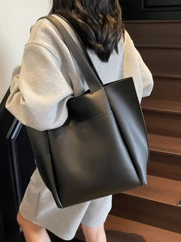 Vegan Leather Leather Shoulder Bag