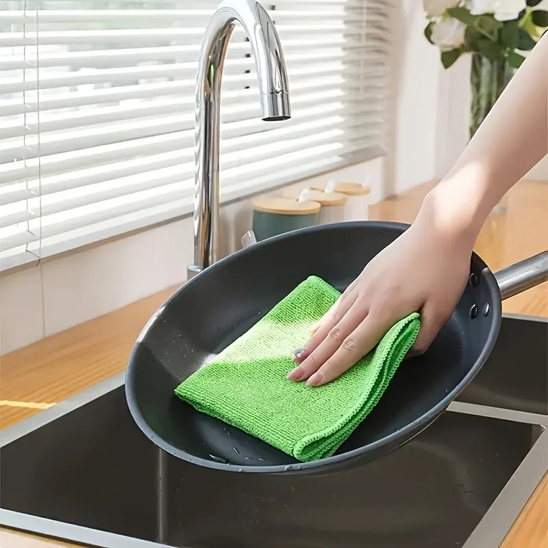 2 Pcs Colorful Microfiber Cleaning Cloths