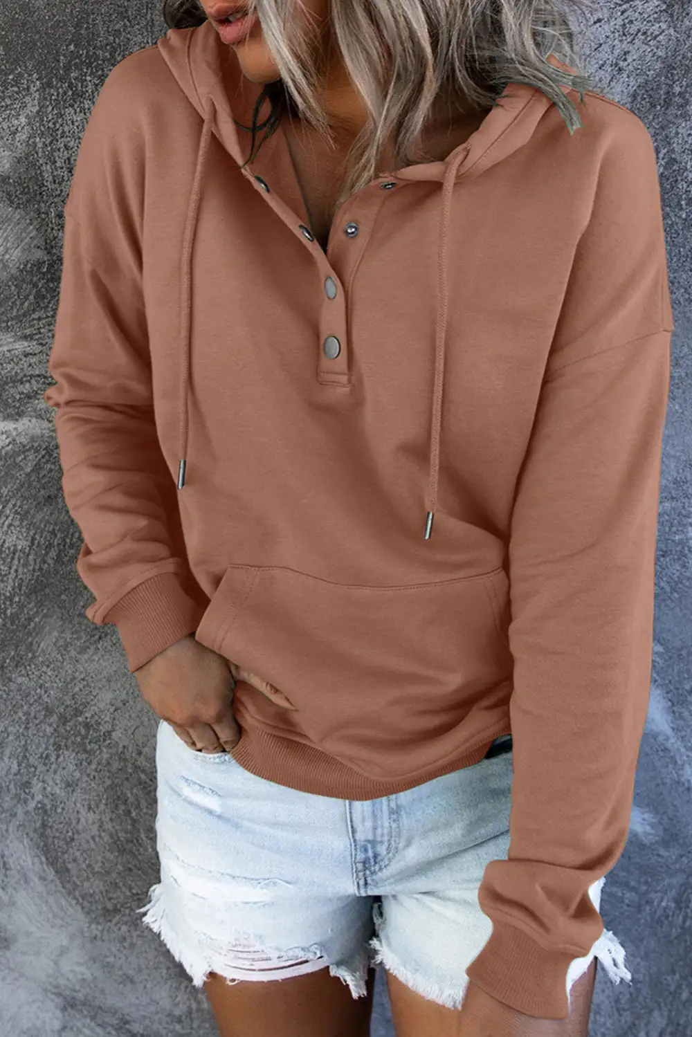 Relaxed Pocketed Long-Sleeve Hoodie