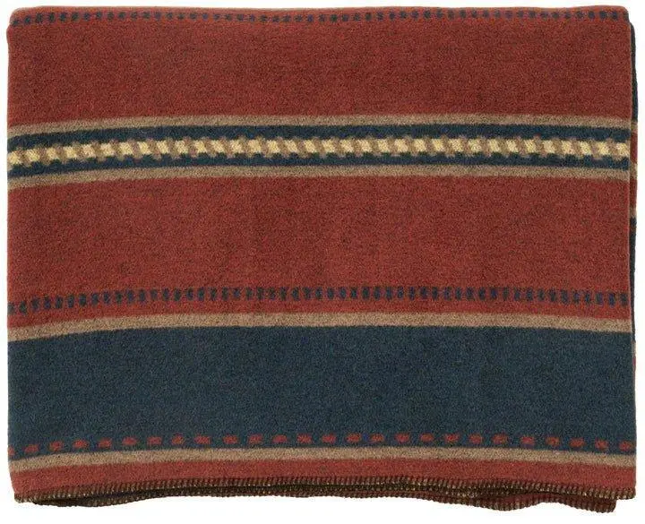Coordinated Everyday Geometric Bedspread