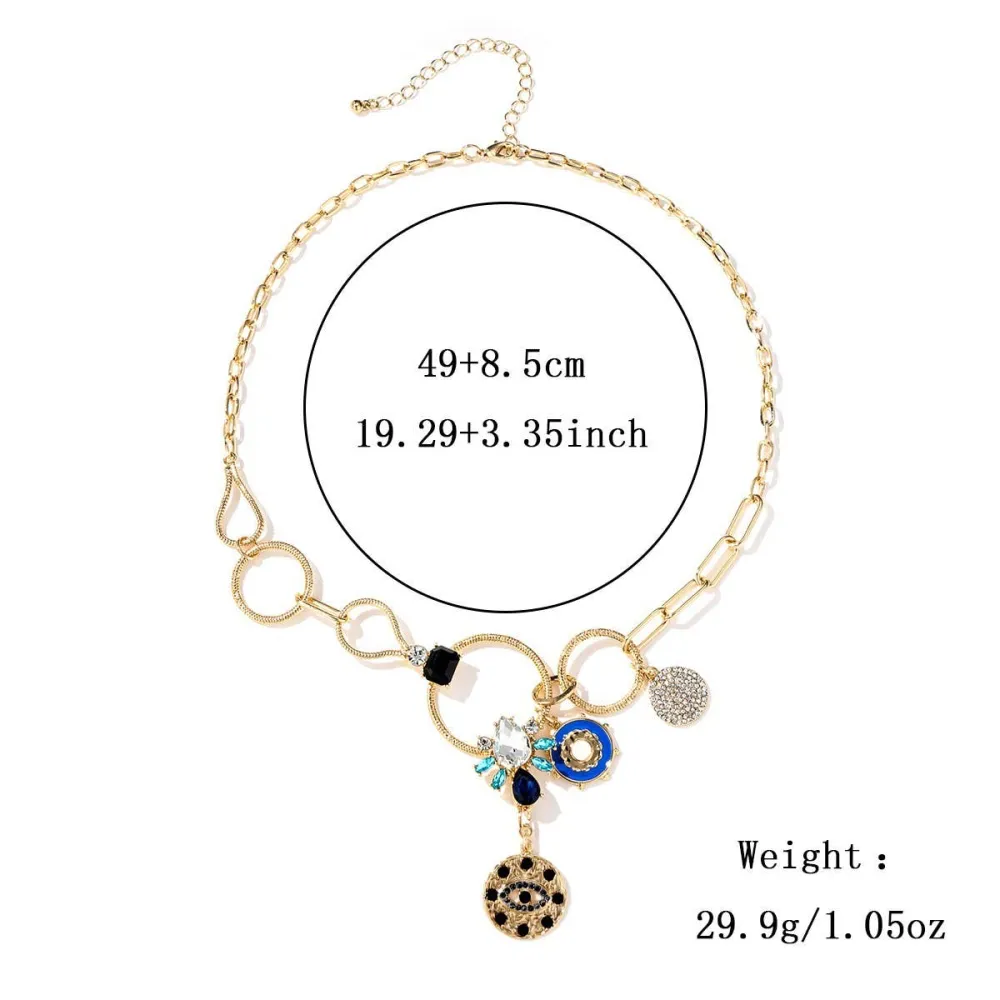 Compact Rhinestone Pendant Necklace