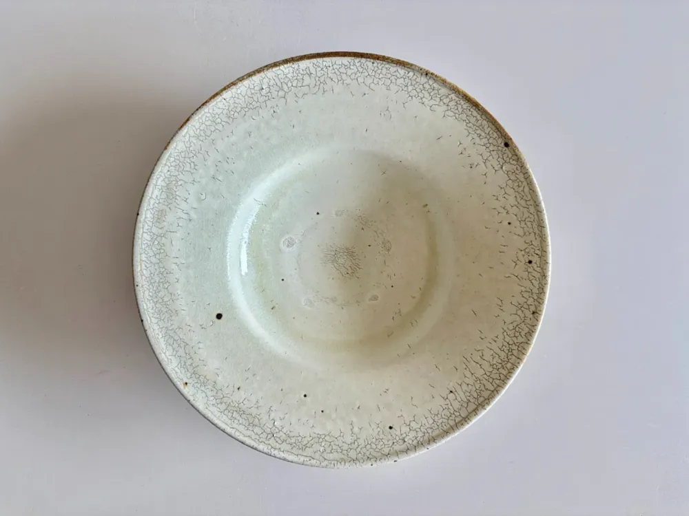 Gray Texture Rim Plate