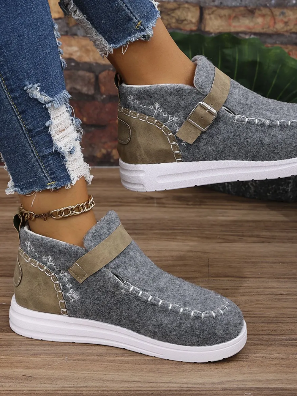 Round Toe Buckle Sneakers