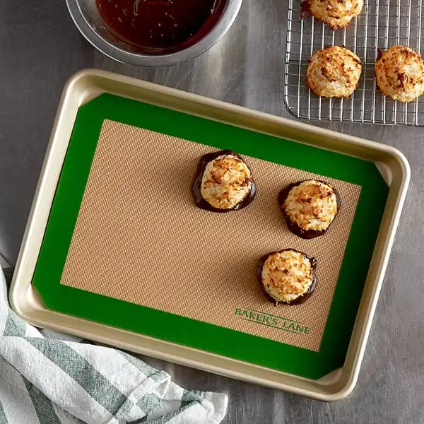 Lane Quarter Size Heavy Duty Silicone Non Stick Baking Mat
