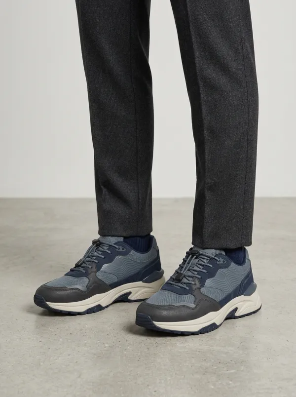 Men's Retro Style Wave Pattern Print Sneakers
