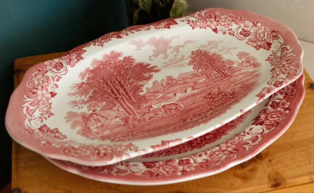 Elegant Crafted Decorative Plate