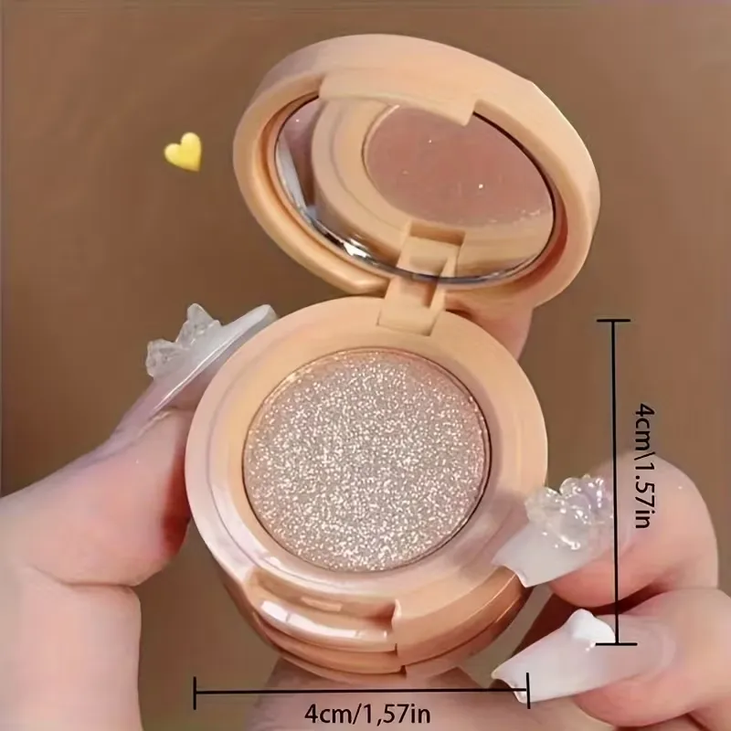 Pigmented & Long-Lasting 3-Tone Eyeshadow