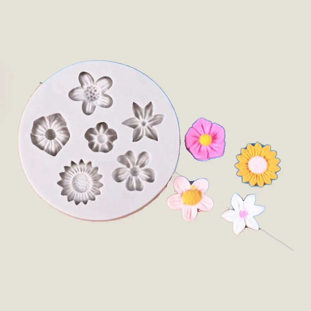 Floral Silicone Baking Mold
