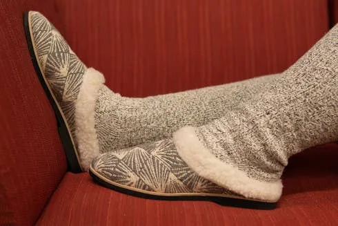 Women's Foam-Base Clog Slippers