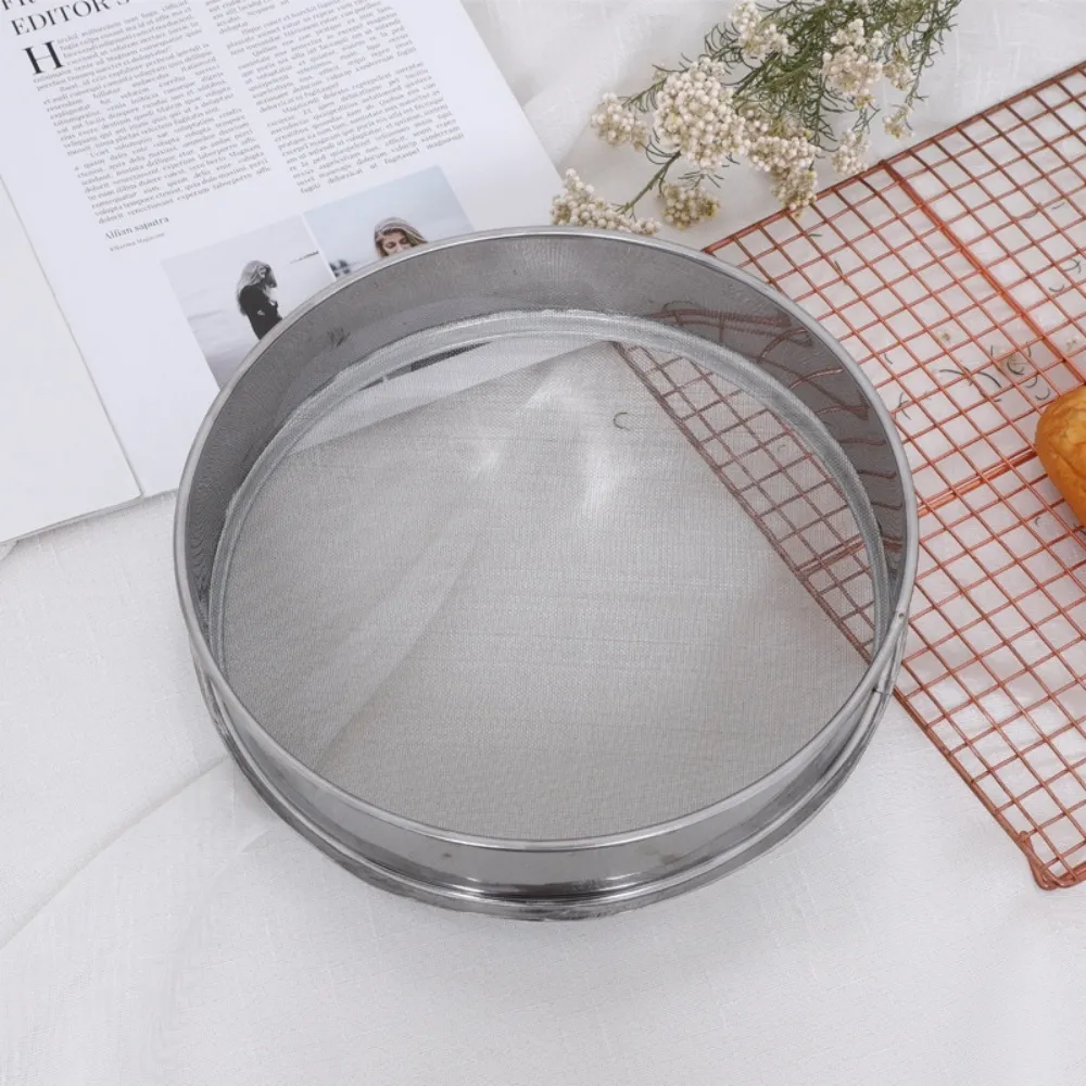 Multi-Use Kitchen Fine-Mesh Sifting Tool