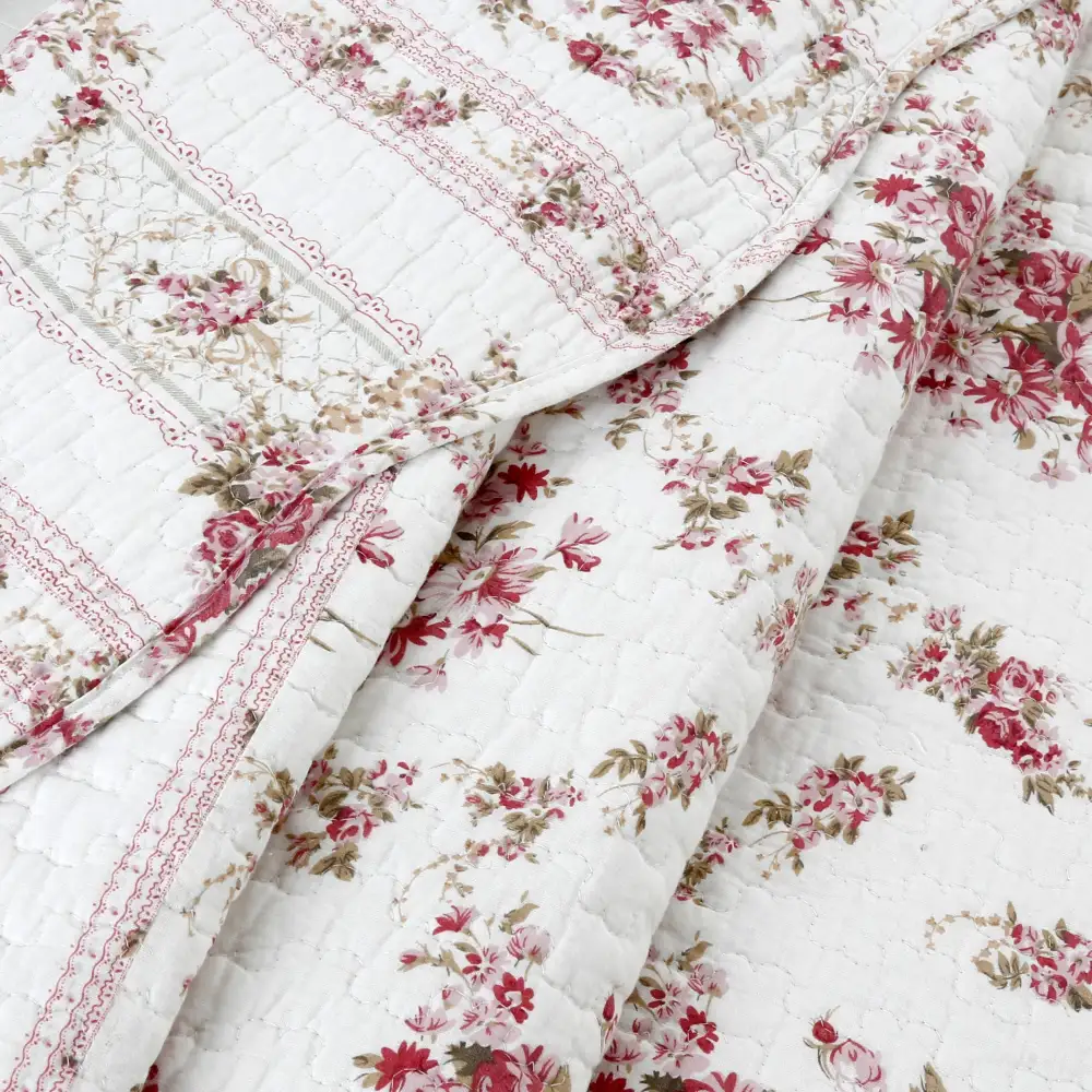 Layered Cotton Floral Scalloped Reversible Quilt Bedding Set