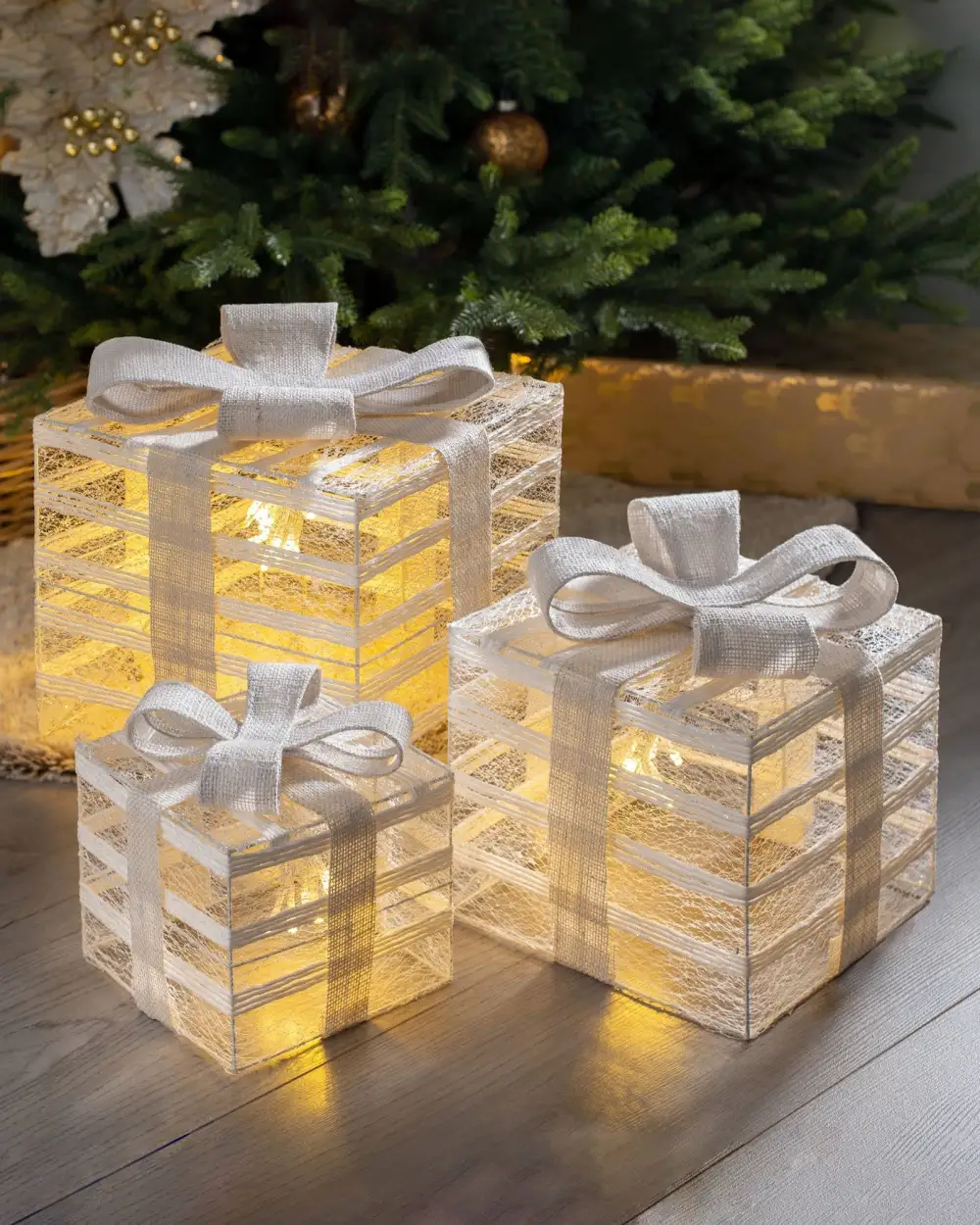 Pre-Lit Gift Box Decoration Set