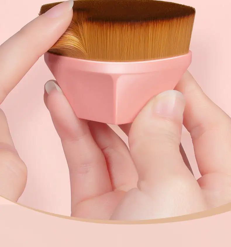 Flawless Flat Head Foundation Brush