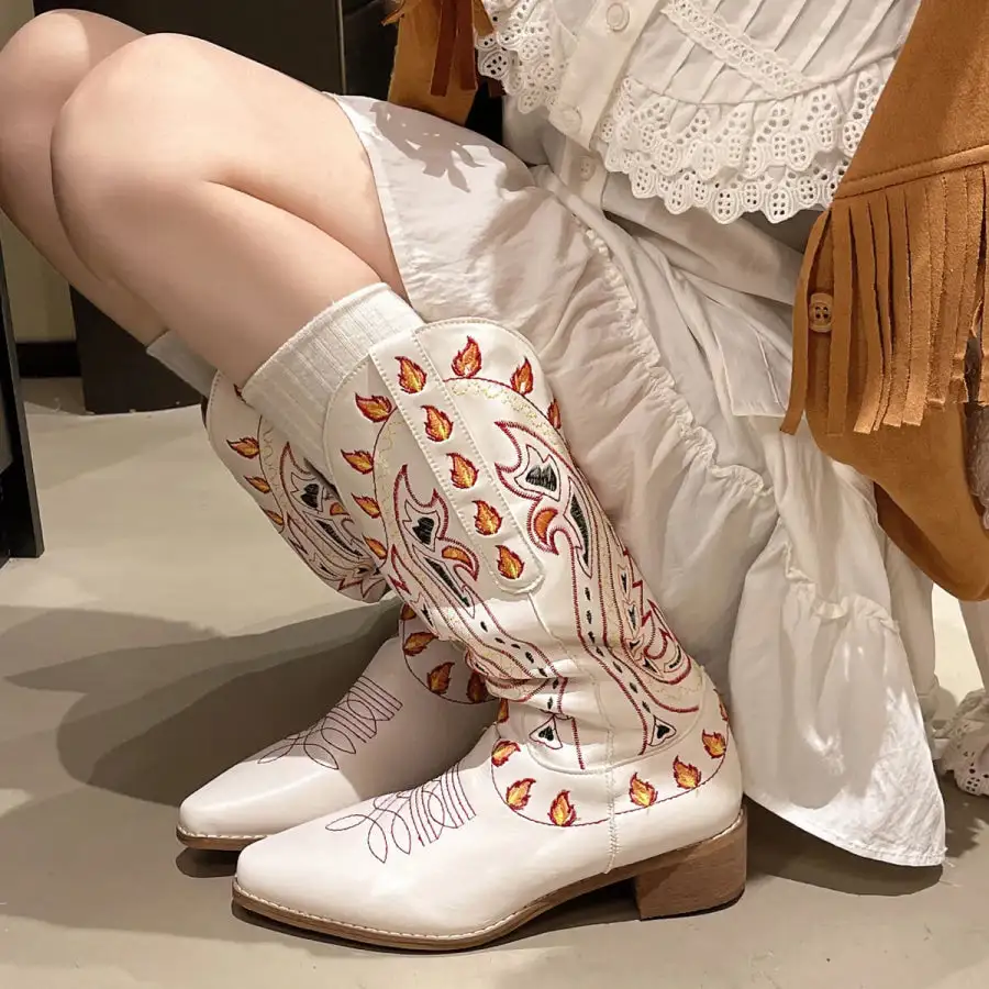 Polished Flowy Point Toe Block Heels Boots