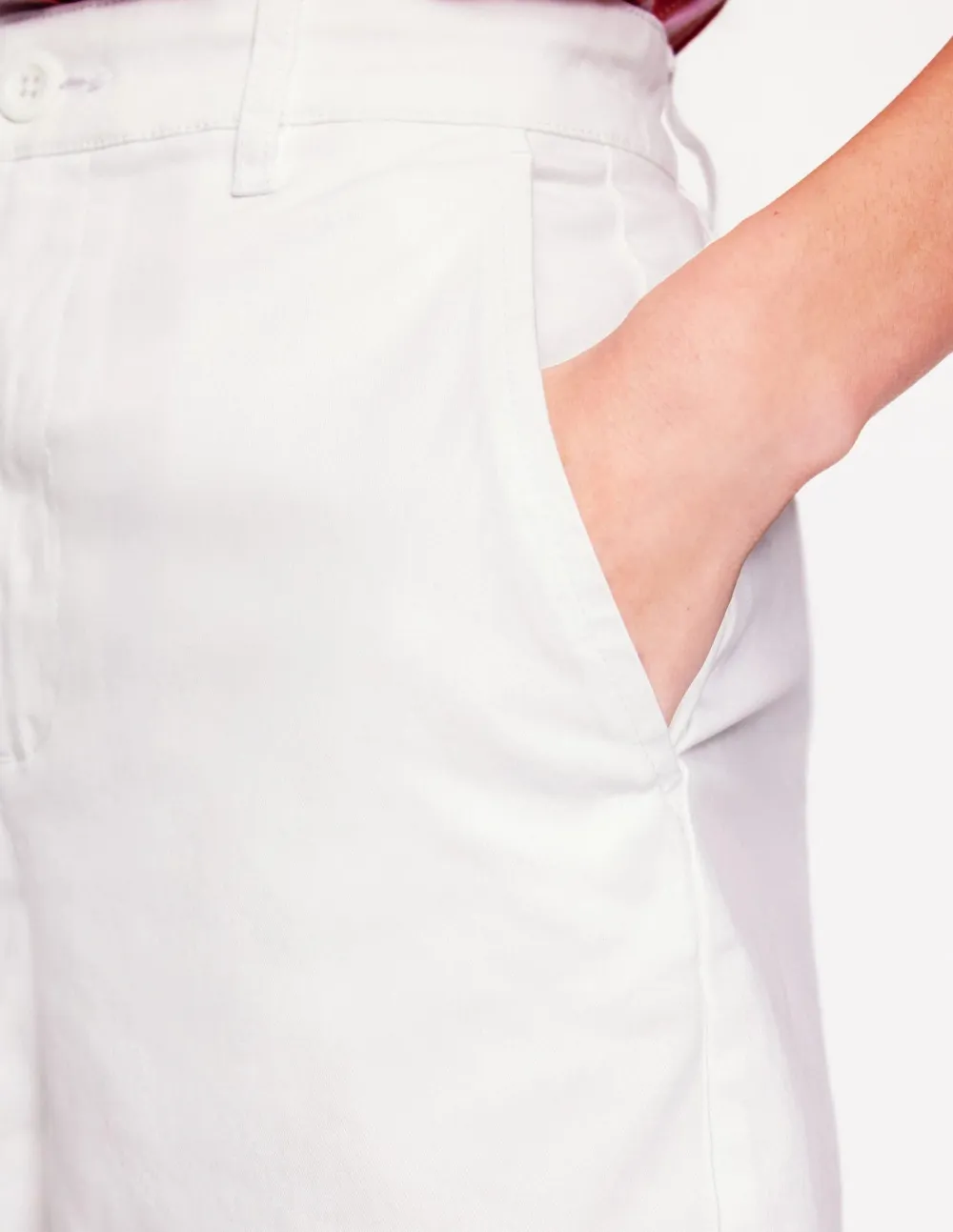 Chino Shorts -White