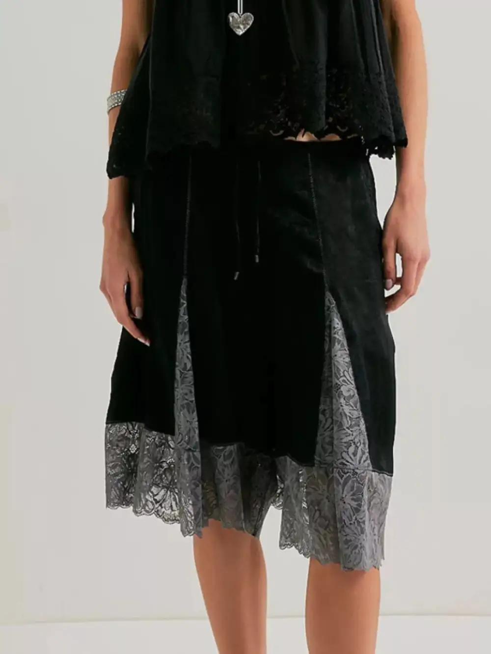 Everyday Lace Trim Shorts
