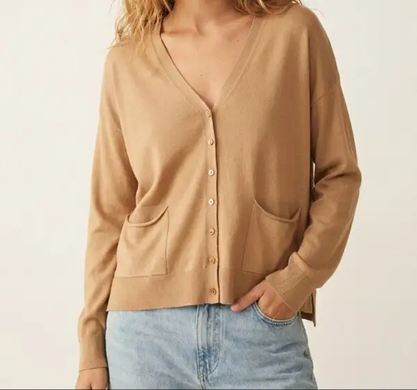 Fine Knit Cardigan With Front