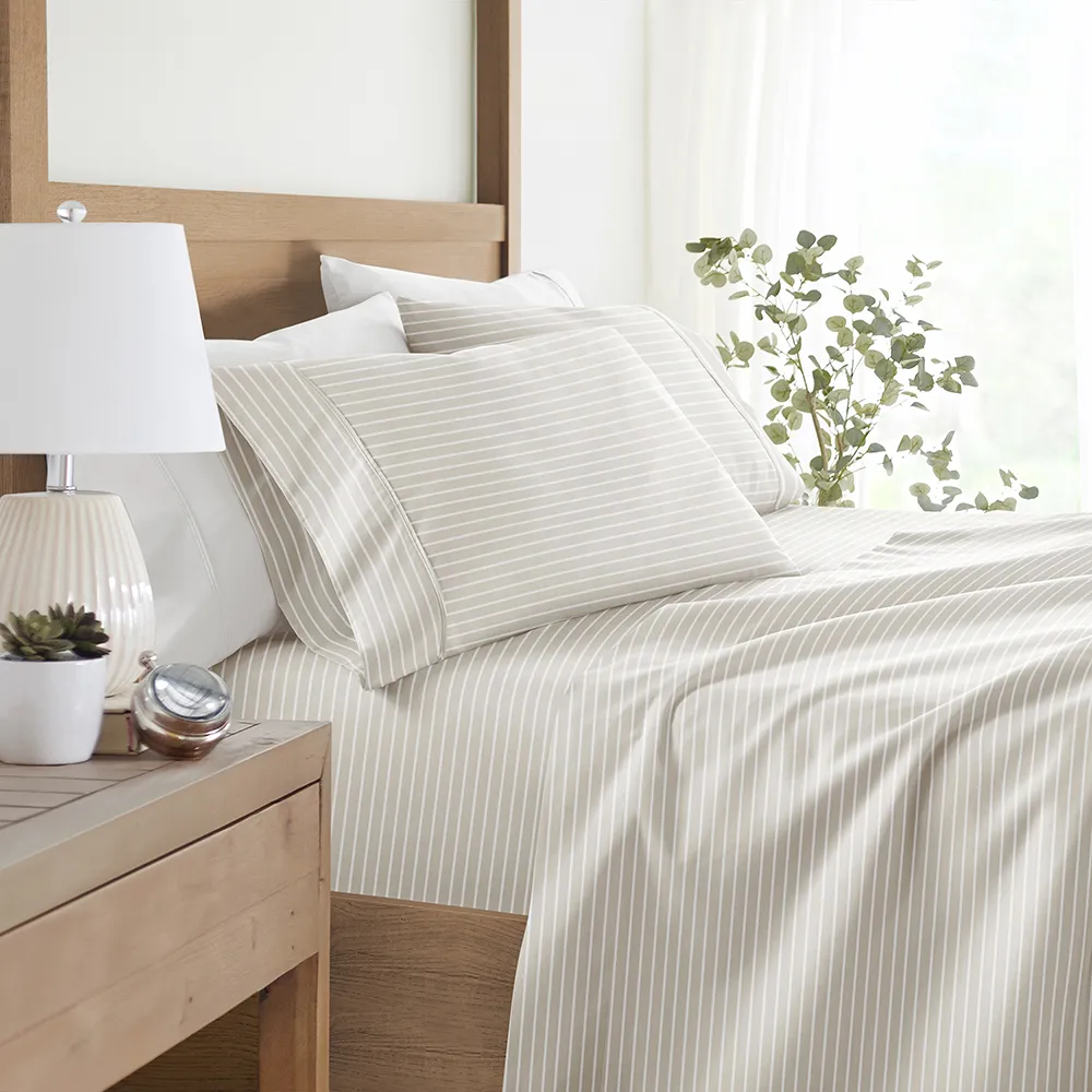 Distressed Awning Stripe Pattern Sheet Set
