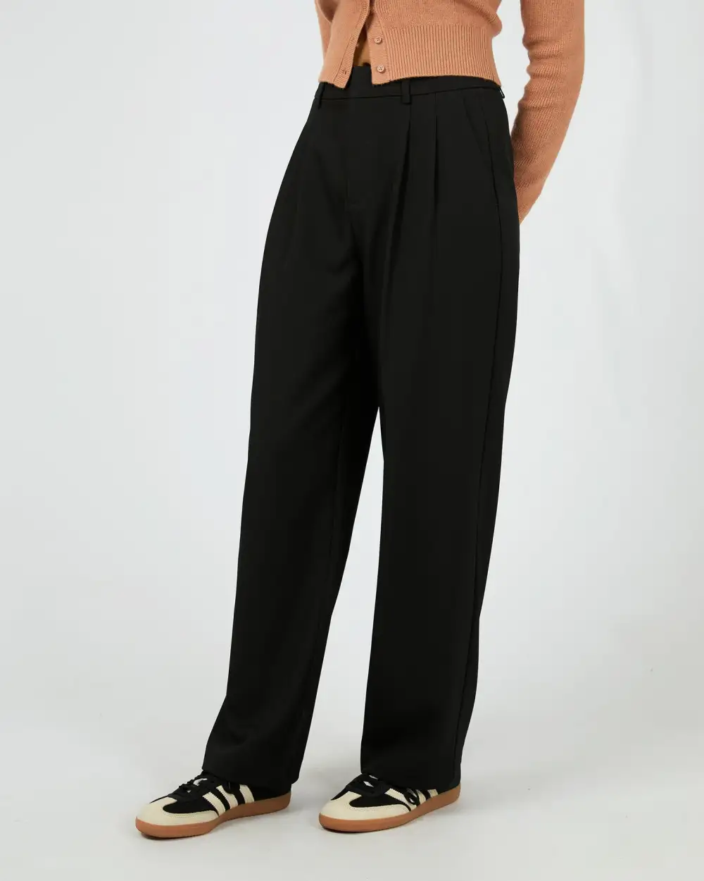 Women's Modern Wide-Leg Pants