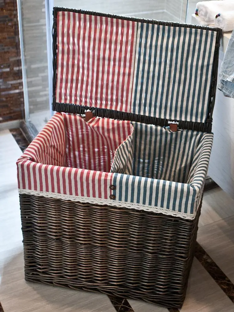 Lidded Two-Compartment Wicker Cotton Laundry Sorter