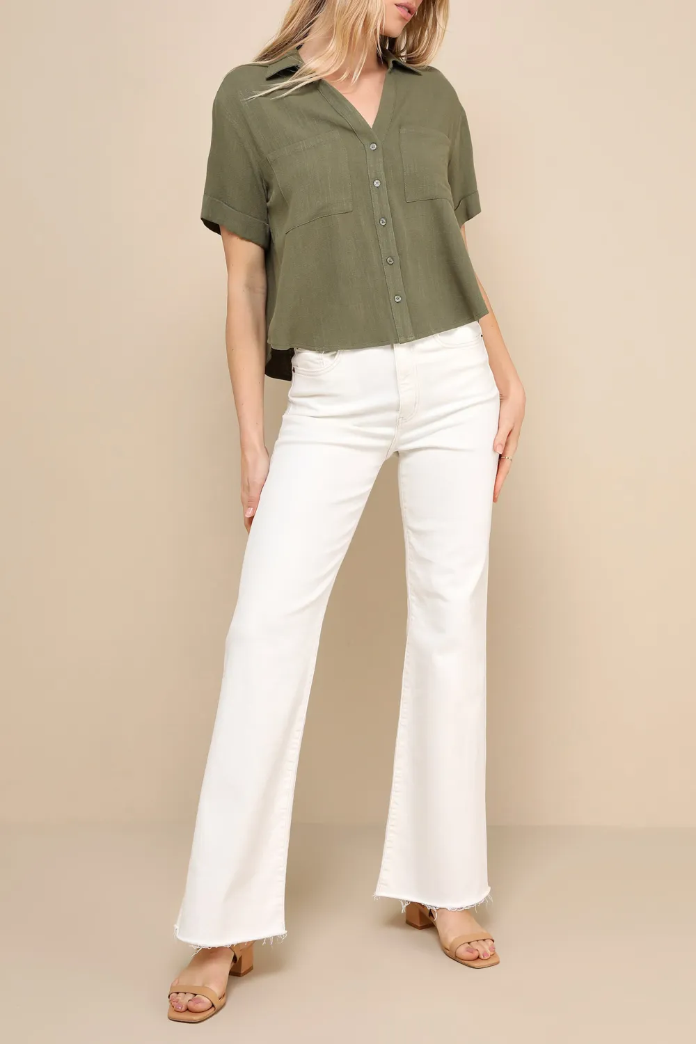 Short Sleeve Linen Collared Button-Up Top