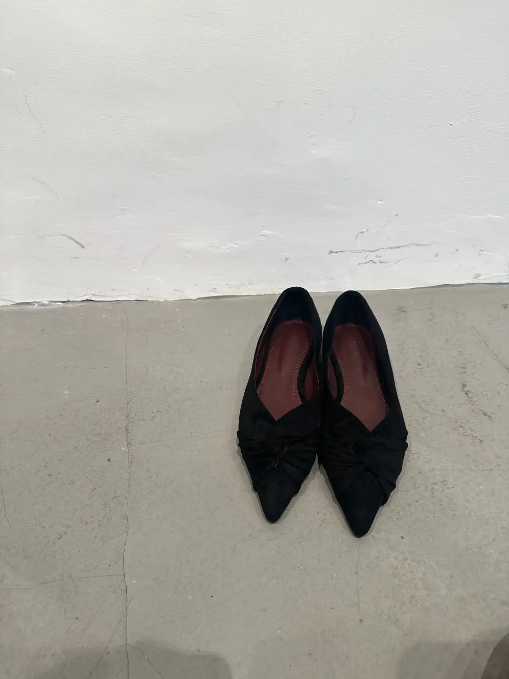 Subtle Faux Leather Everyday Flats