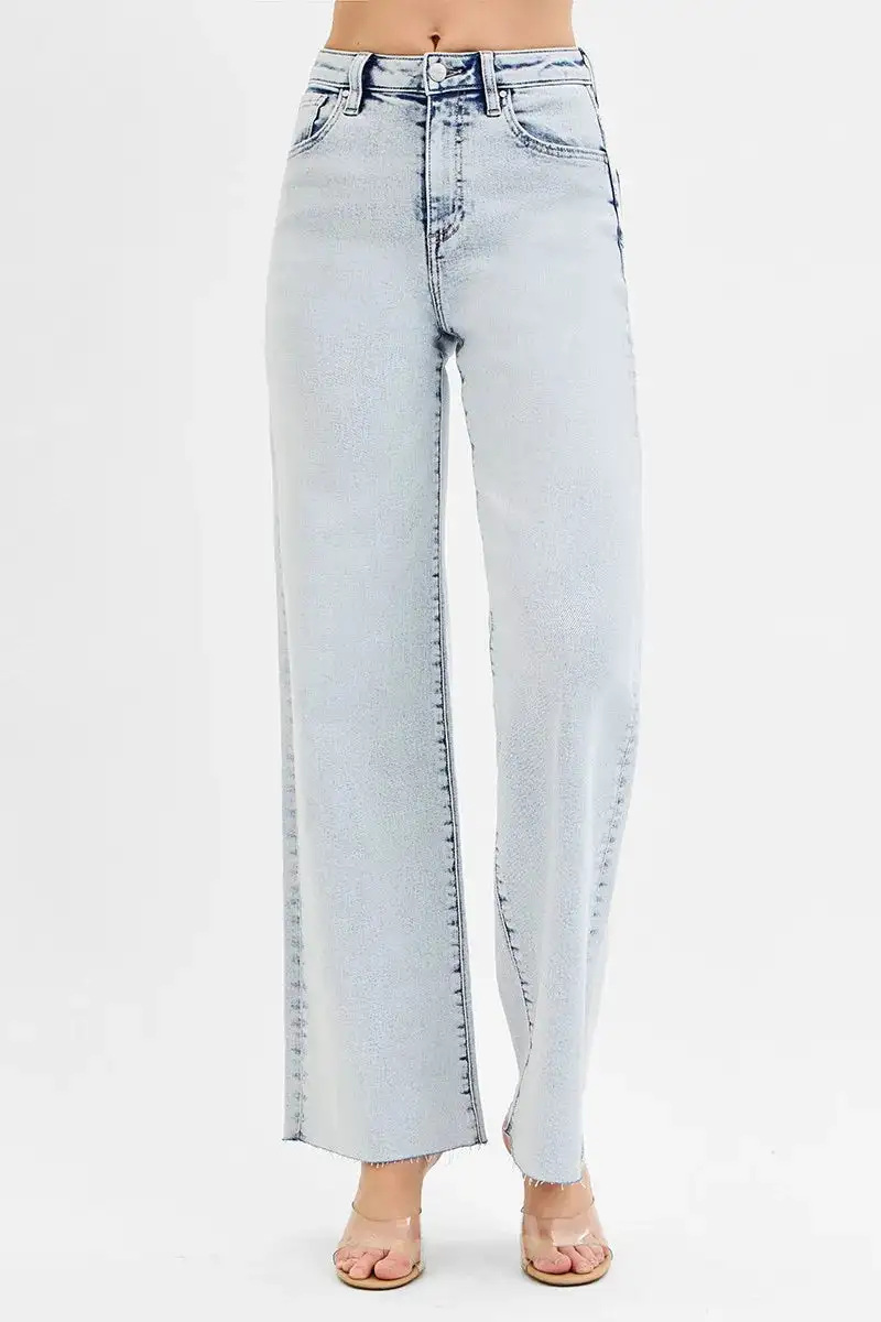 Buttoned Smooth Denim Jeans