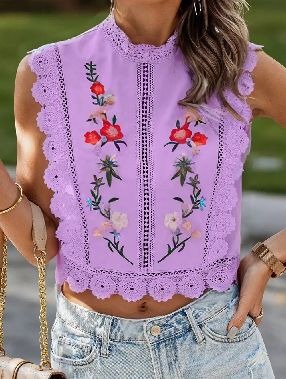 Lace Embroidered Sleeveless Blouse