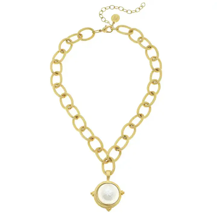 Artful Detail Statement Necklace
