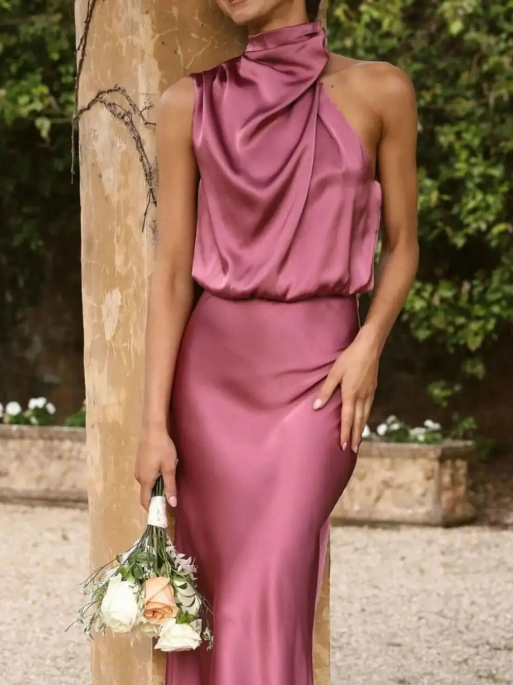 Modern Ruched Sleeveless Midi Dress