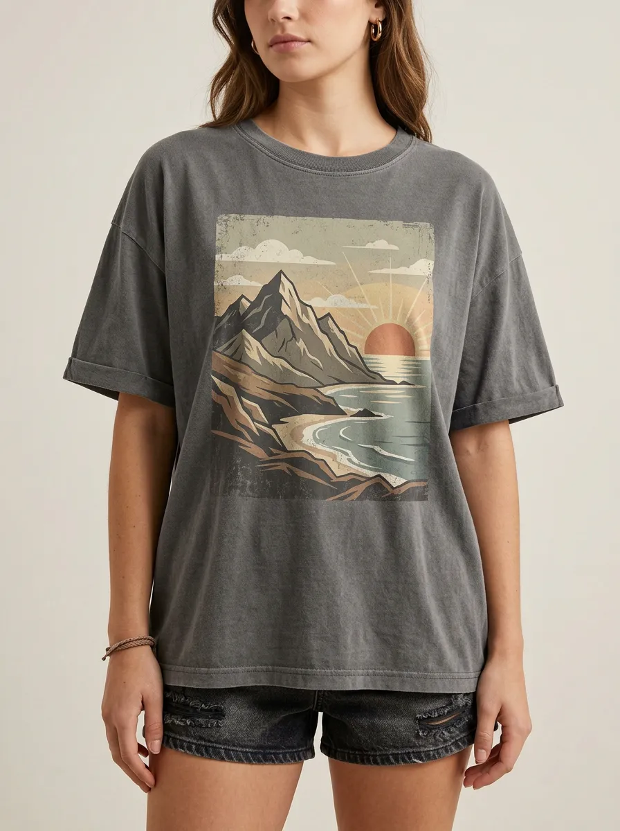 Women's Mountain Sunset Beach Graphic T-Shirt