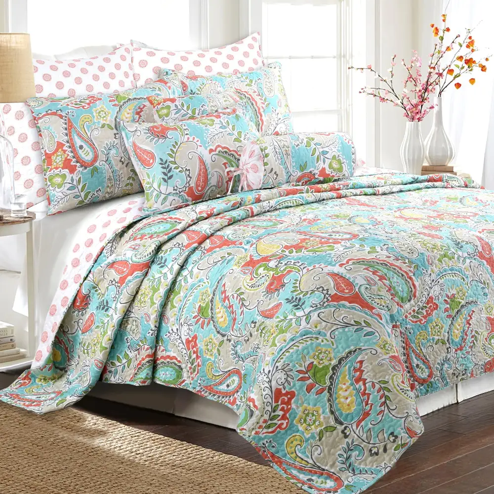 Paisley Reversible Quilt Bedding Set