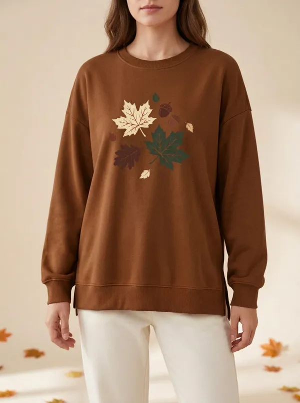 Outdoor-Inspired Maple-Leaf Printed Acorn Graphic Sweatshirt