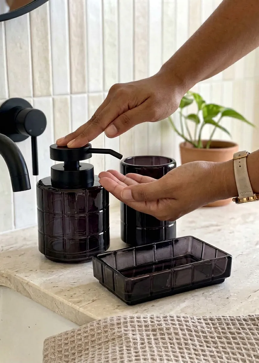 Cube Bathroom Set Black Of