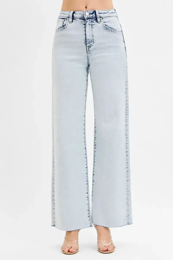 Buttoned Smooth Denim Jeans