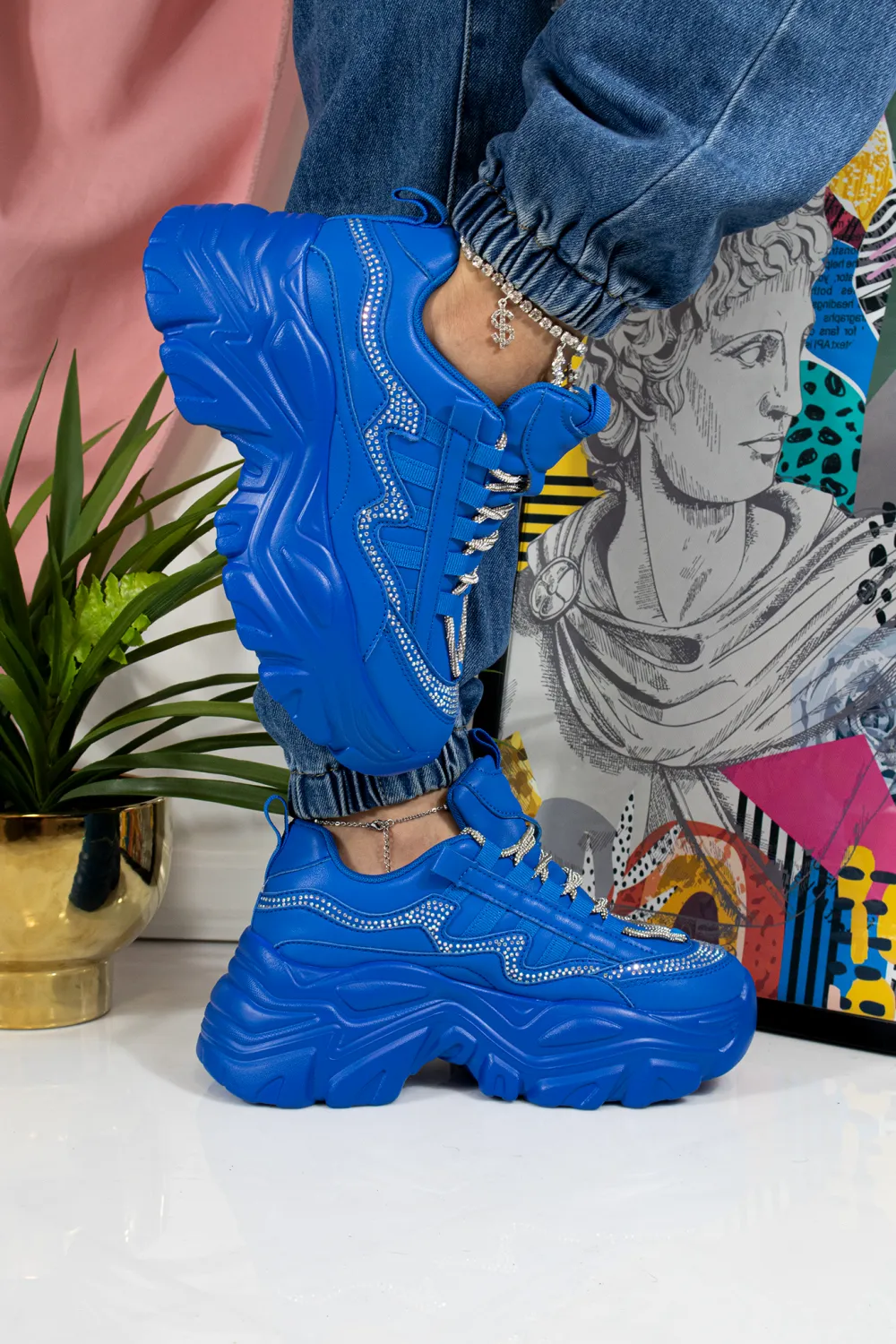 BILLIE | BLUE