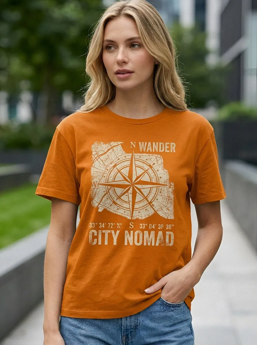 Travel Lover Compass T-Shirt