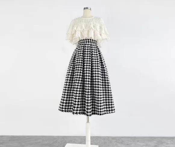 Lightweight Comfort Embroidered High Waist Skirt