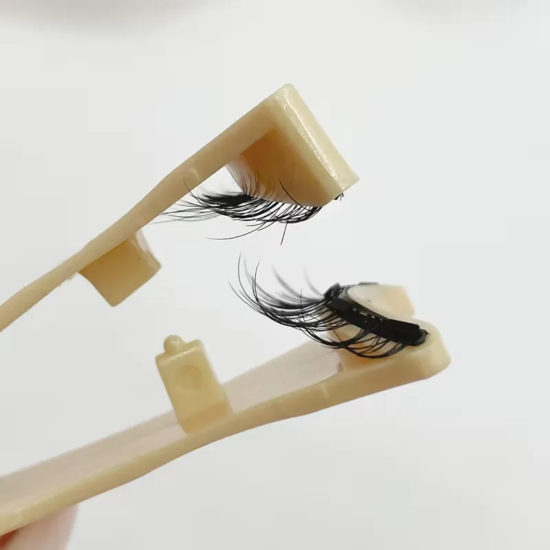 Reusable Magnetic False Eyelashes