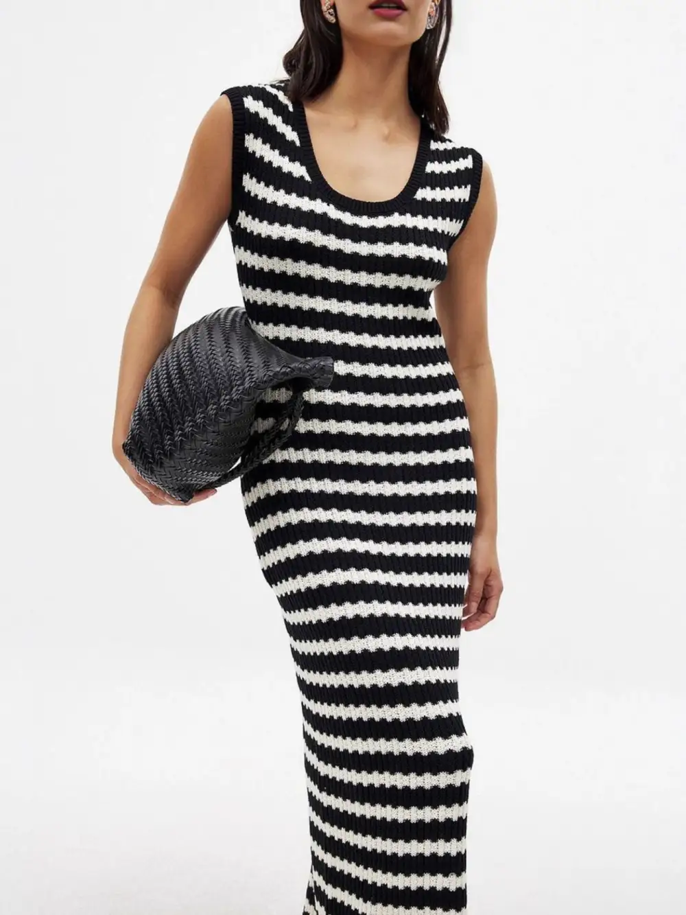 Classic Sleeveless Midi Dress