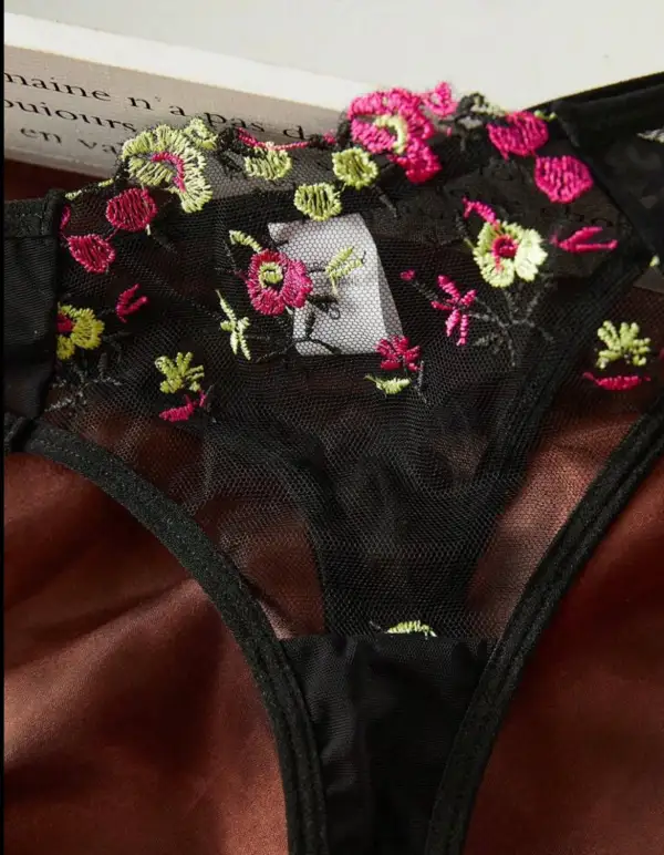 Elegant Floral Lingerie Set