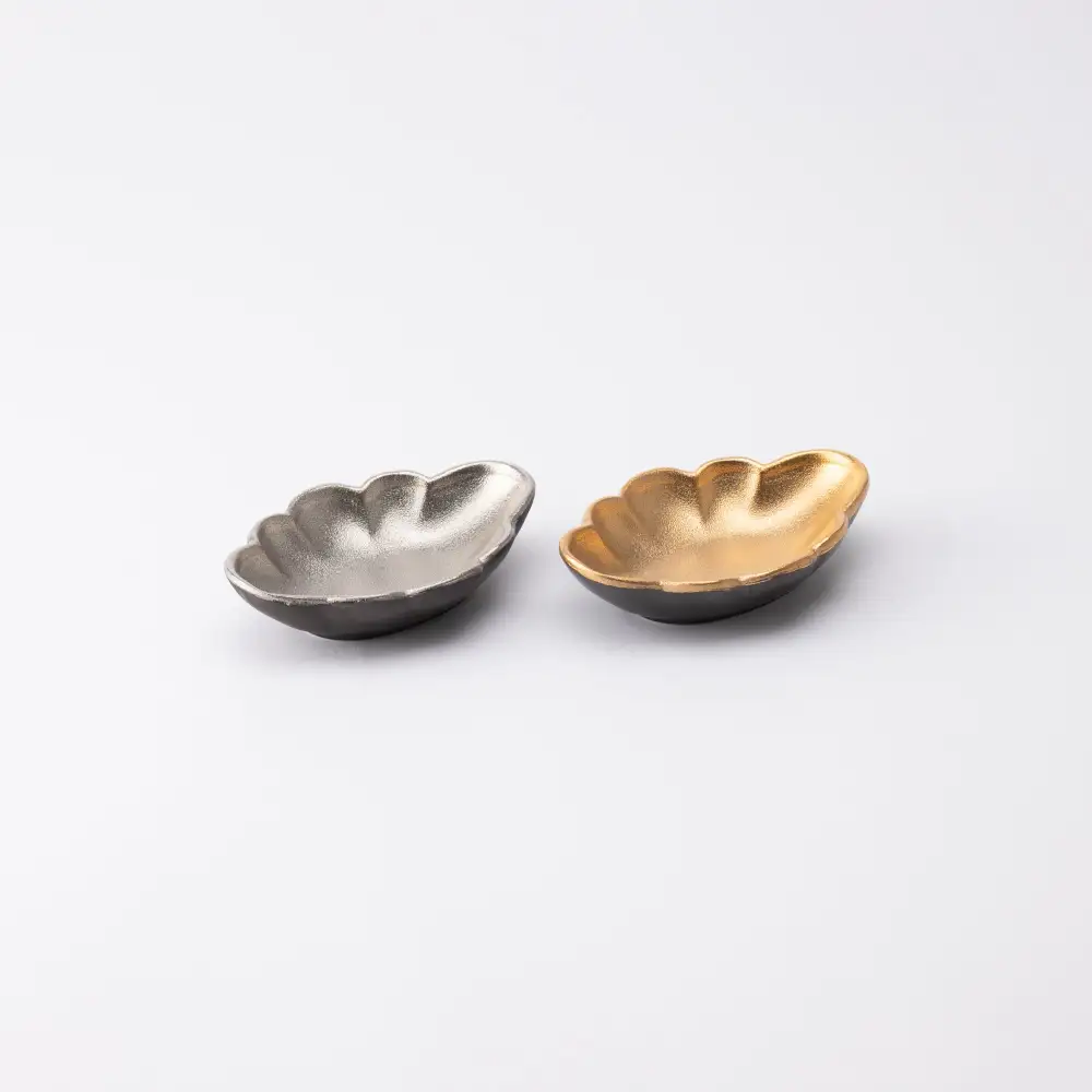 Chrysanthemum Matte Sauce Plate