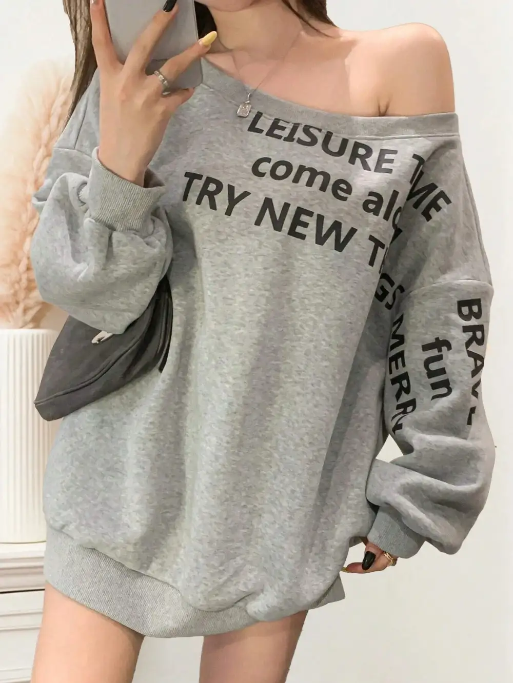 Women Asymmetrical Neck Batwing Sleeve Relaxed Fit Sweatshirt