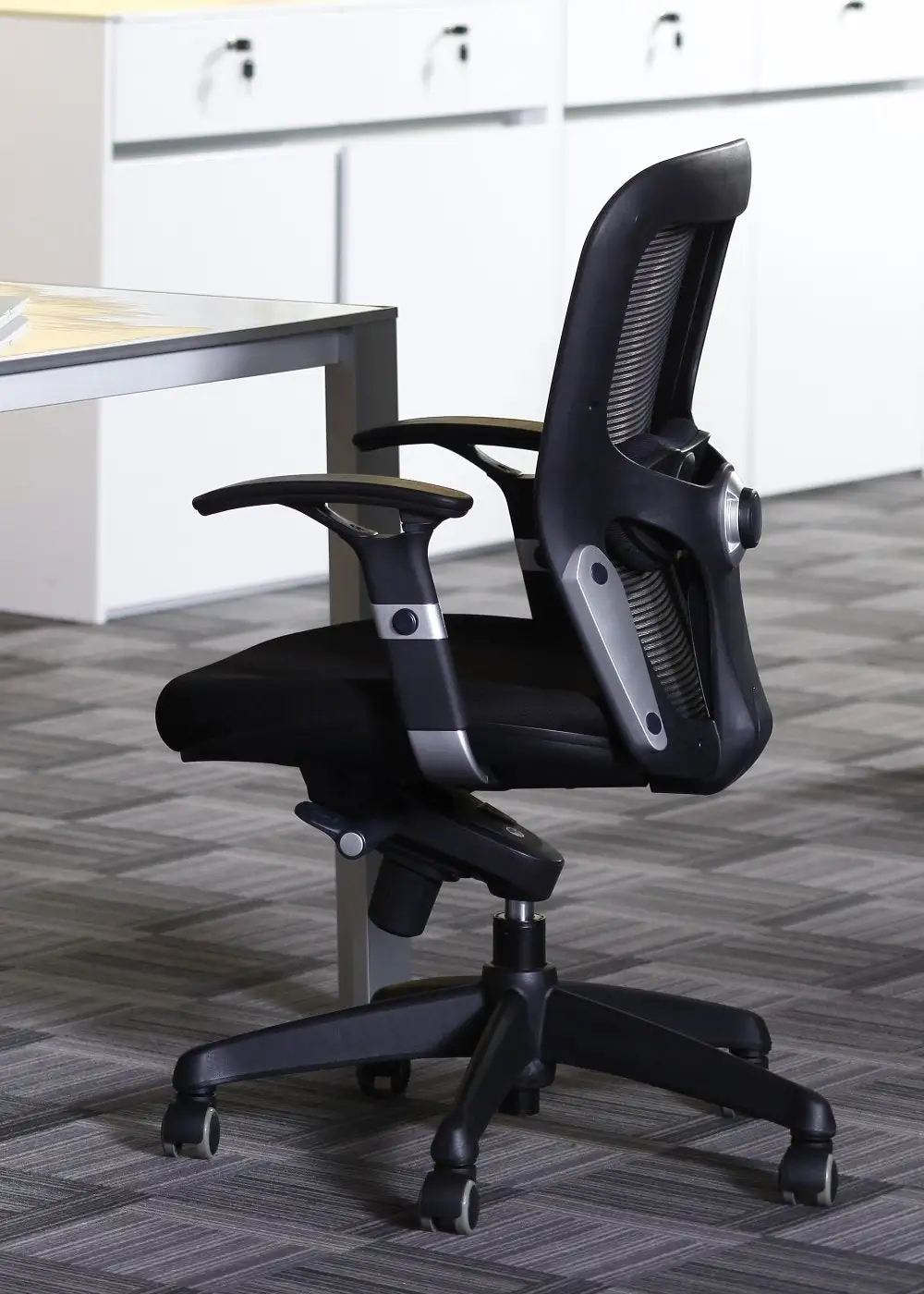 Adjustable Support Office Chair