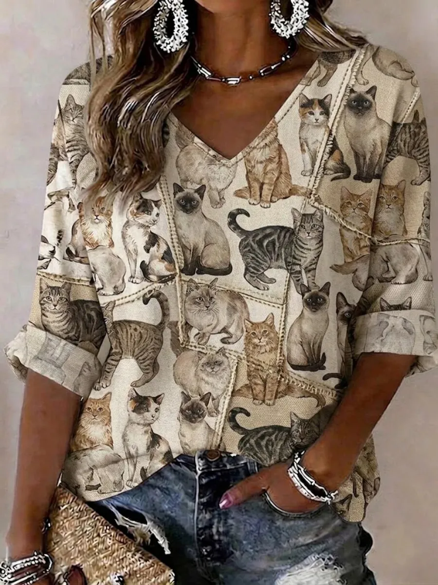 Women's Vintage Cat Patchwork Art Long Sleeved V-Neck Shirt