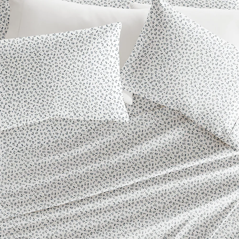 Ditsy Floral Pattern Sheet Set