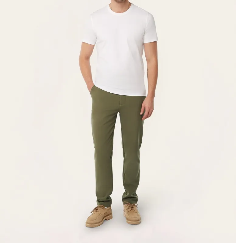 T-Shirt White